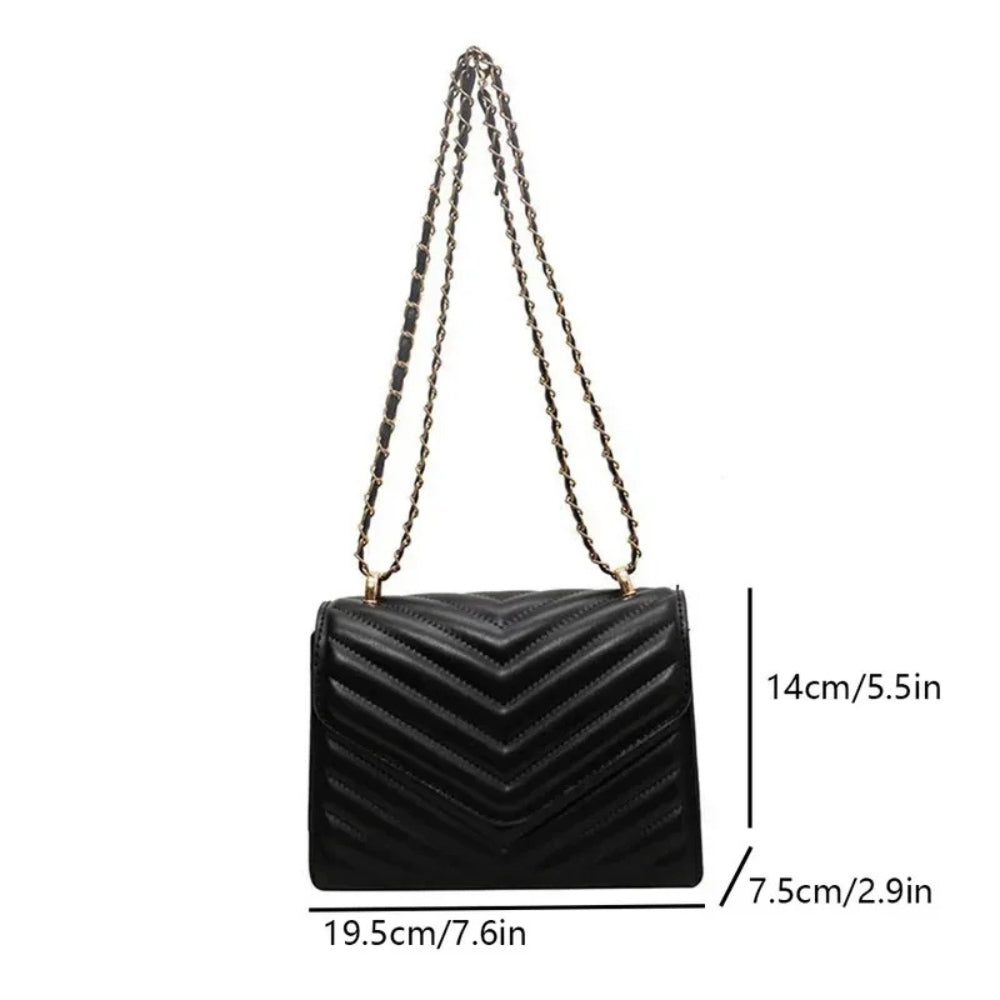 ChainVogue™ Quilted Chain Crossbody Bag