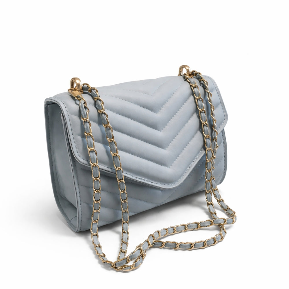 ChainVogue™ Quilted Chain Crossbody Bag