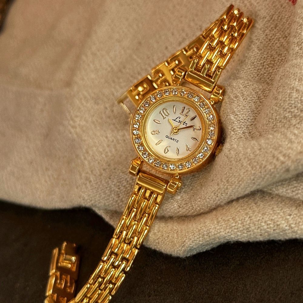 ÉclatParis™ French-Style Bracelet Watch